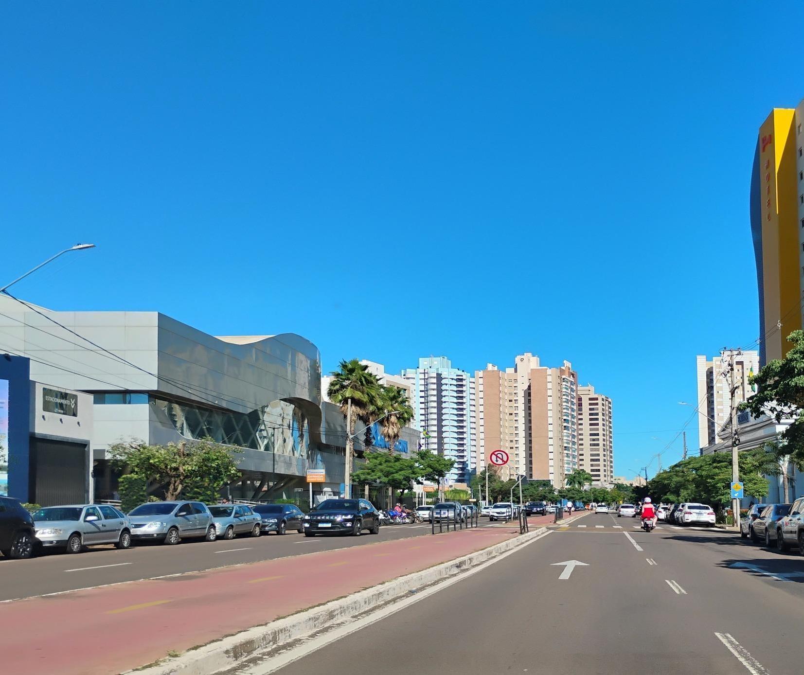 Segunda-feira (10) será de sol e calor à tarde em Maringá