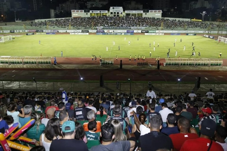 Maringá FC enfrenta o Operário em casa, nesta quarta-feira (16)