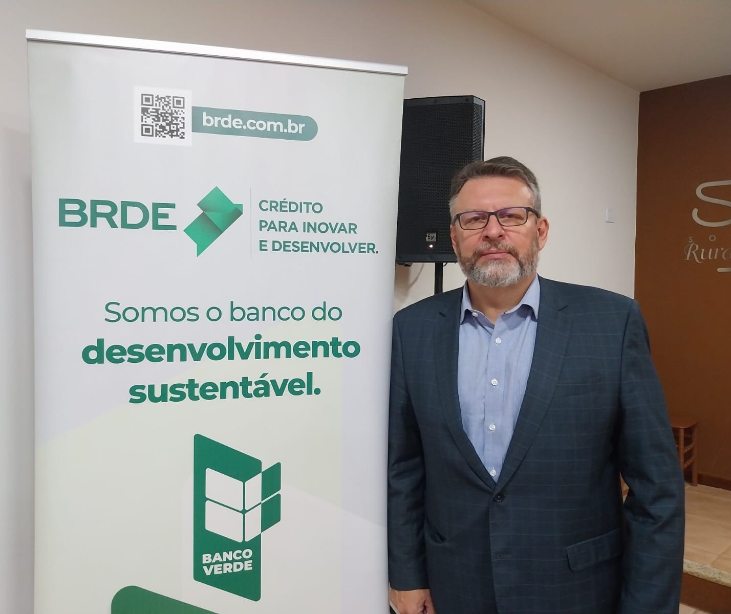 BRDE assina convênio com Acim e contratos com cooperativas