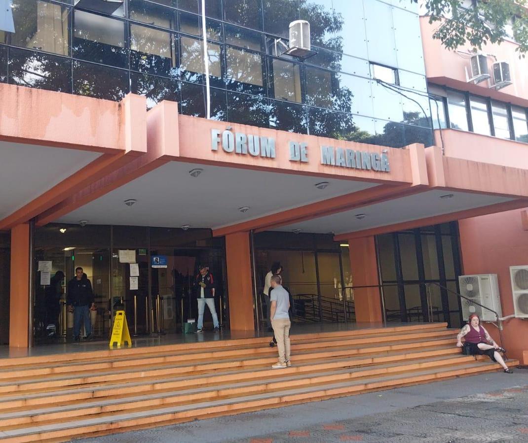 Começa júri popular de acusado de matar a ex-mulher, que era professora em Maringá