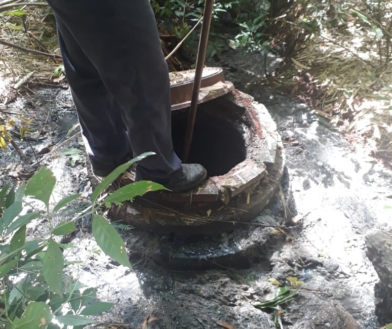 Sema encontra ponto de esgoto irregular da Sanepar em Maringá