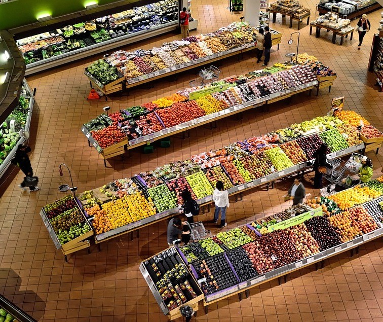 Supermercado usa as próprias sobras de comida para gerar energia