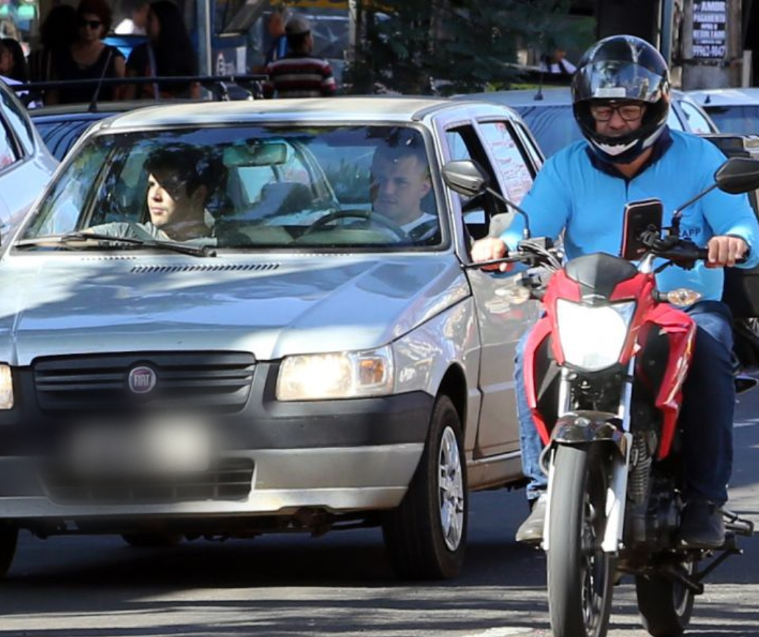 Motociclistas têm desconto no troca de capacetes