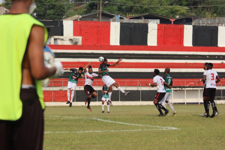 Fora de casa, Maringá FC empata com Apucarana