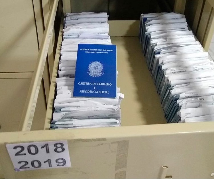Mais de 1.500 carteiras de trabalho aguardam ser retiradas