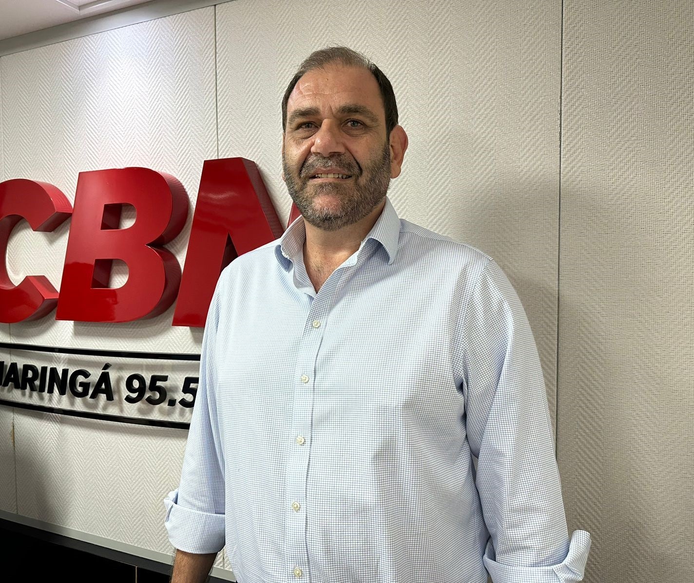 “Falta planejamento para evitar buracos e quedas de árvore”, diz Mário Verri
