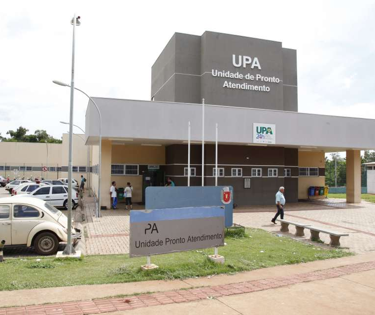 Dengue sobrecarrega rede pública e provoca demora no atendimento em UPAs