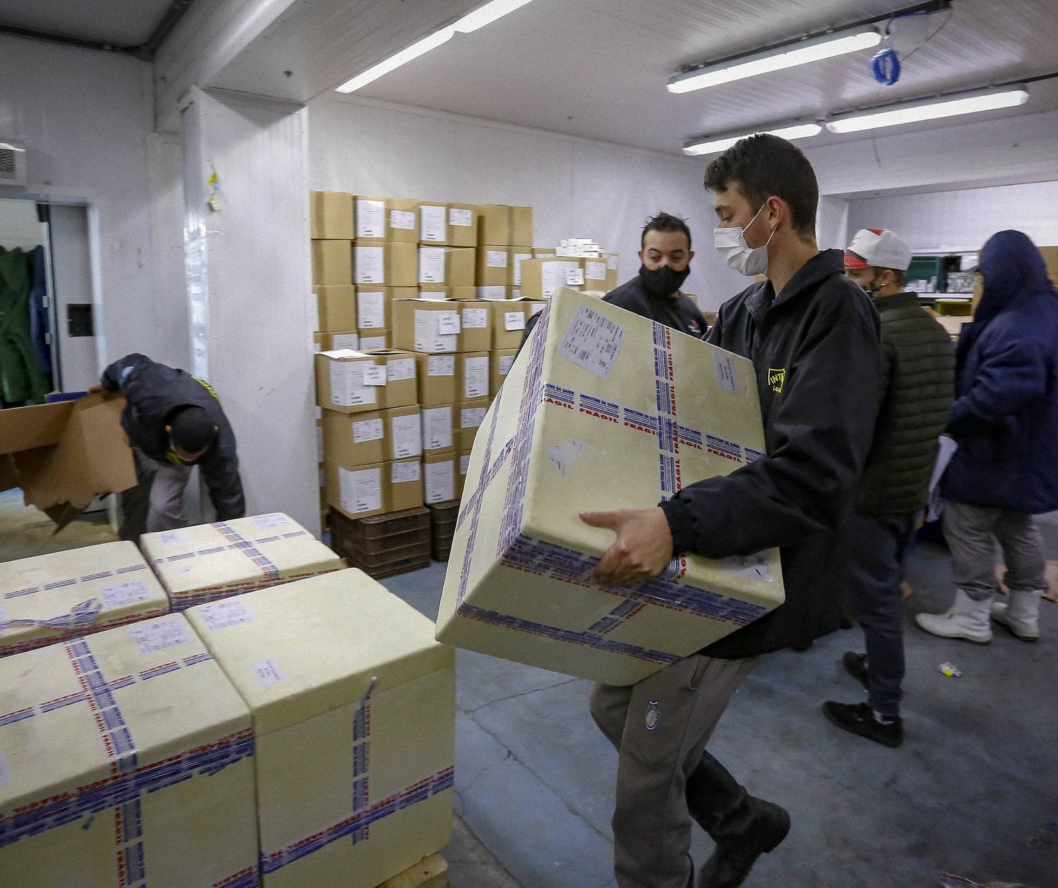 15ª Regional de Saúde distribui nova remessa de vacinas neste sábado (10)