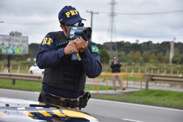 PRF faz alerta para obras em pistas na região noroeste