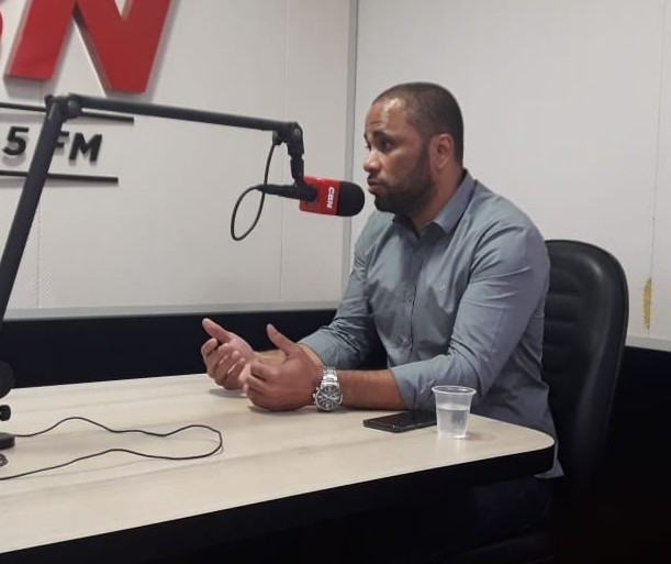Deputado estadual Do Carmo defende debate sobre câmeras de vigilância
