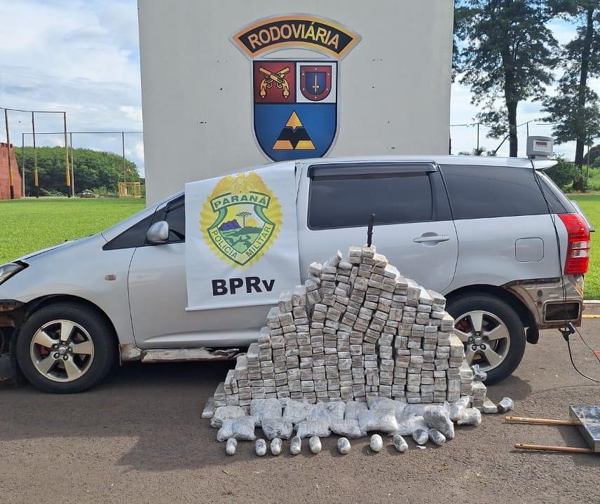 Quatro pessoas são presas por tráfico internacional de drogas na PR-317