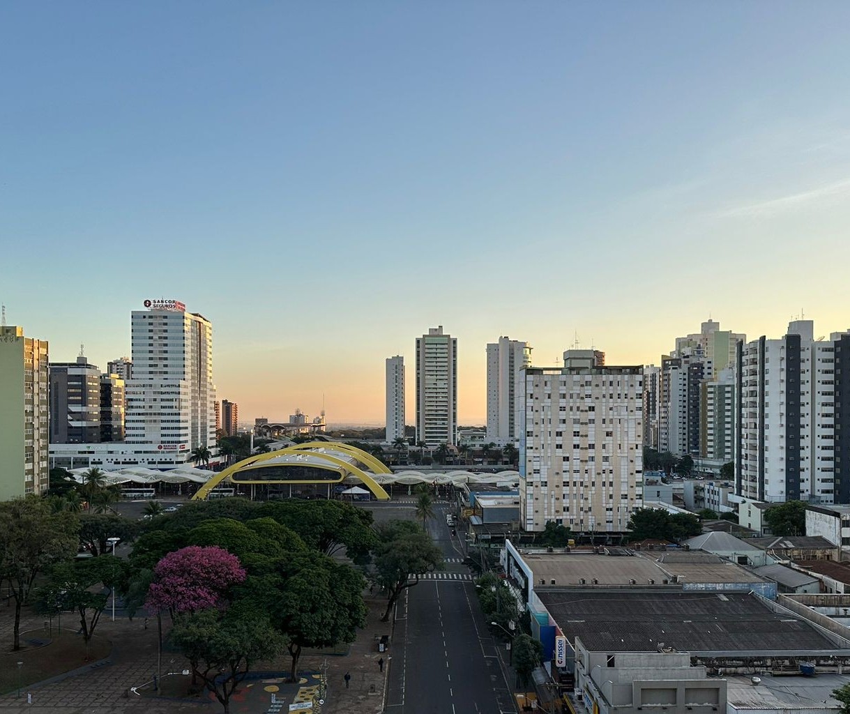 Maringá terá tempo firme e seco nesta sexta-feira (21)