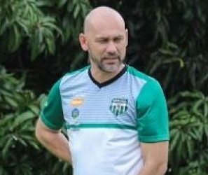 “Perdemos pontos importantes em casa”, avalia treinador do MFC