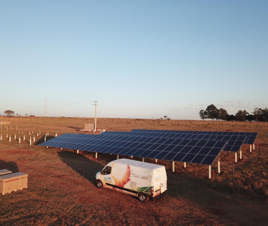 Condomínio solar é instalado em Campo Grande