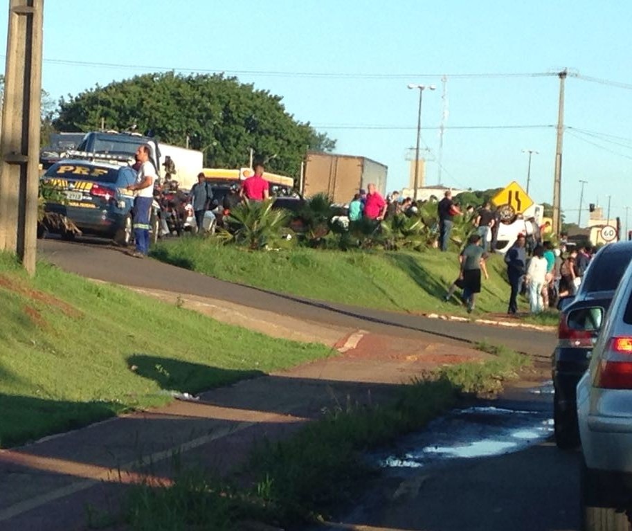 Motociclista morre após colidir contra caminhonete na BR-376, em Sarandi