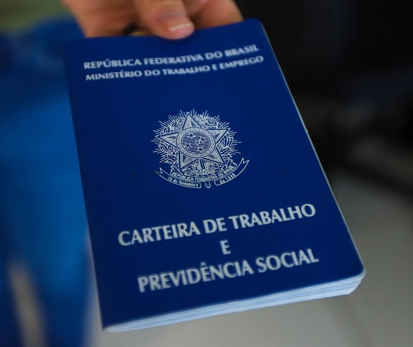 Confira as vagas de emprego disponíveis nesta segunda (1º)