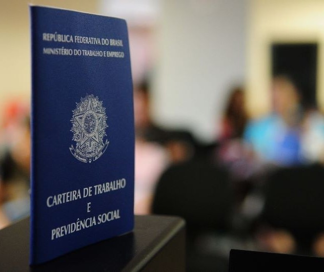 Rede de supermercados oferece vagas de trabalho