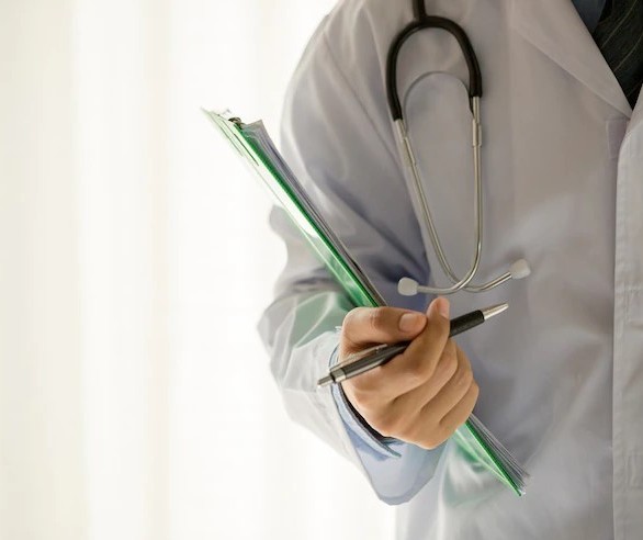 Paranaprevidência abre credenciamento de médicos peritos