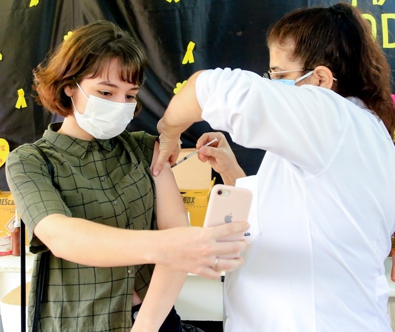 Veja como fica a vacinação contra Covid-19 em Maringá nesta quinta-feira (11)