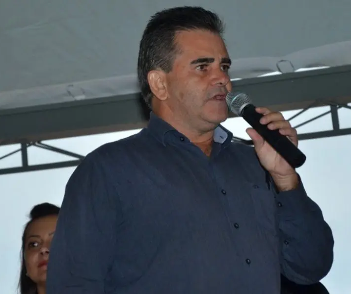 Justiça Eleitoral determina cassação do prefeito de Tapira por compra de votos
