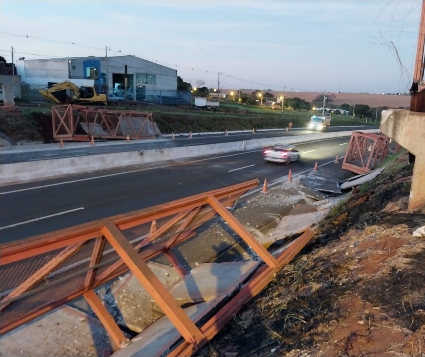 Contorno Norte terá nova interdição para remoção da passarela que desabou