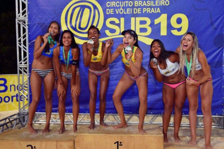 Final do paranaense de vôlei de praia será em Maringá