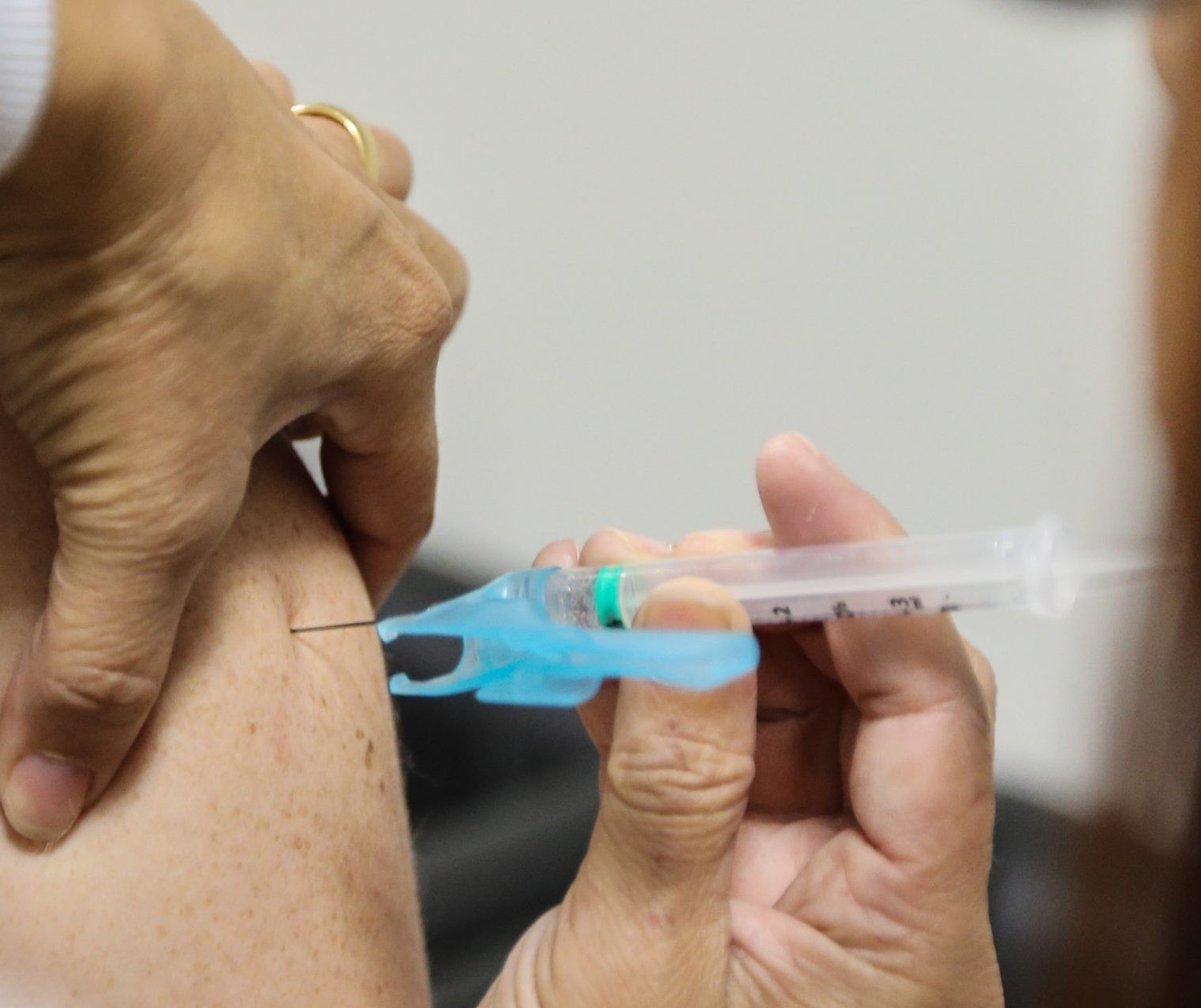Maringá amplia vacinação contra meningite para crianças e trabalhadores de saúde