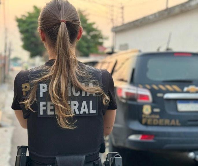 Duas pessoas são presas em operação que apura crimes por via postal