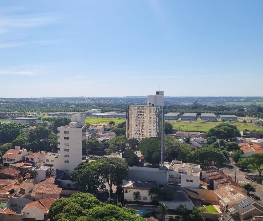 Maringá inicia este domingo (30) com temperaturas elevadas e tempo firme, segundo o Simepar