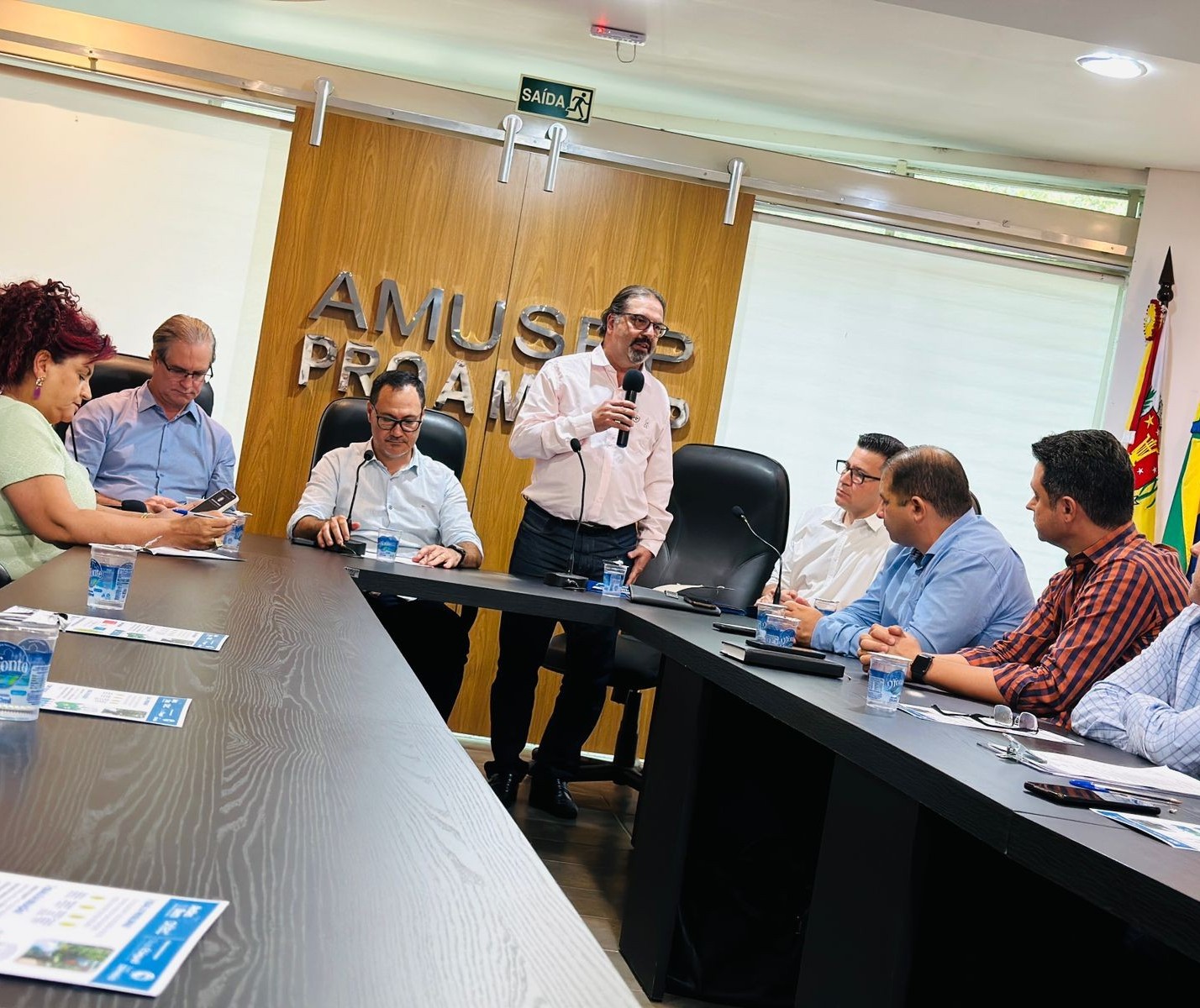 Superintendente do Ministério da Saúde se reúne com prefeitos