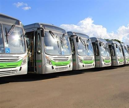 Ônibus do transporte coletivo voltam a circular normalmente nessa sexta-feira (25)