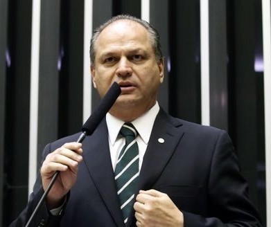 Ricardo Barros é o novo líder do governo Bolsonaro na Câmara dos Deputados