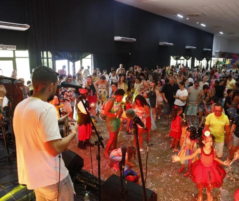 Prefeitura de Maringá promove matinê de Carnaval no Parque do Japão na terça-feira, 17