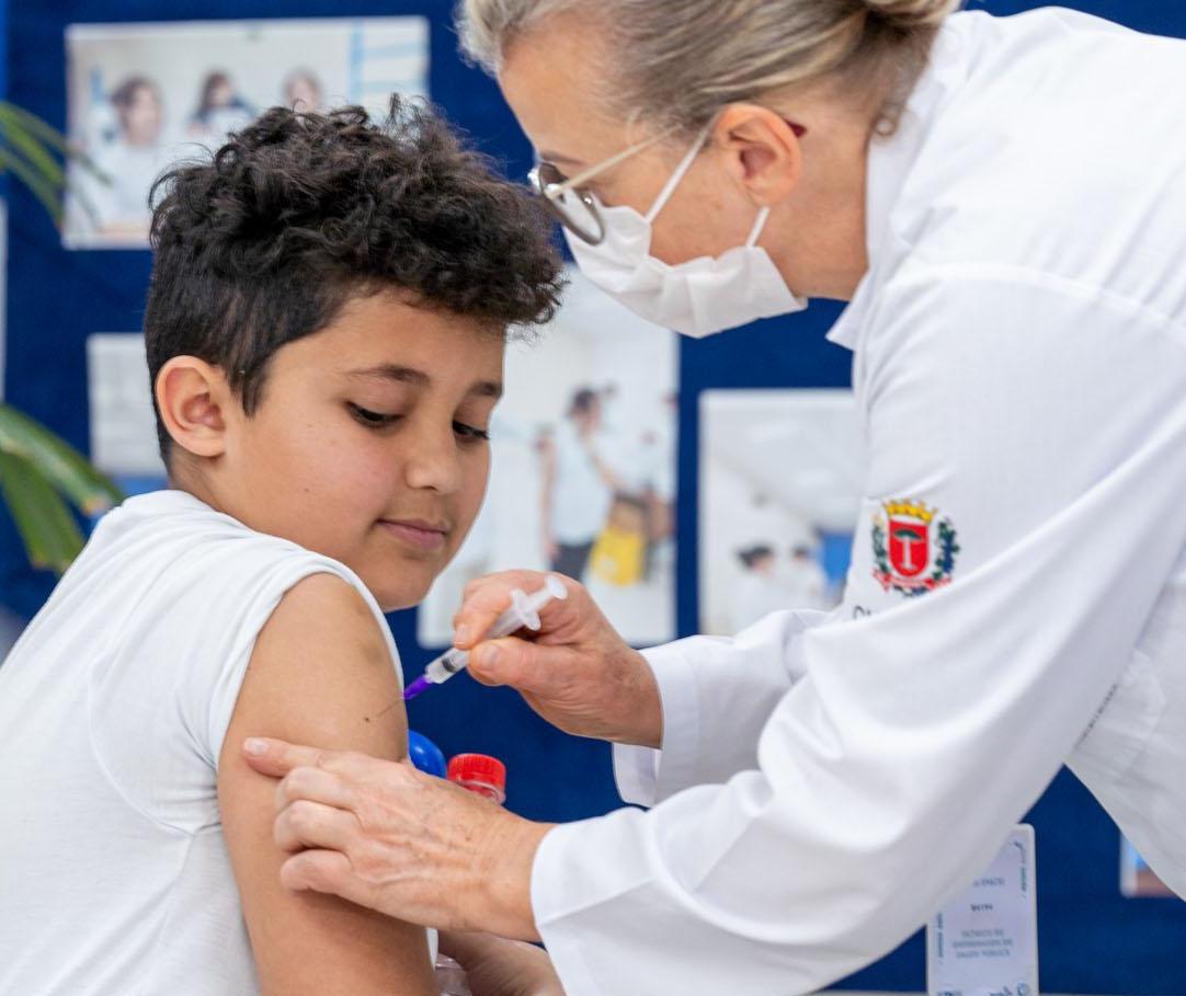 Campanha de vacinação em escolas públicas e privadas inicia nesta segunda (14)