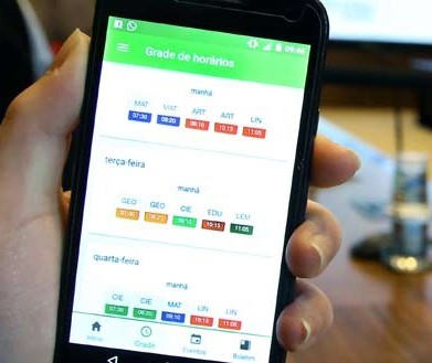 Aplicativo aproxima professores, alunos e família