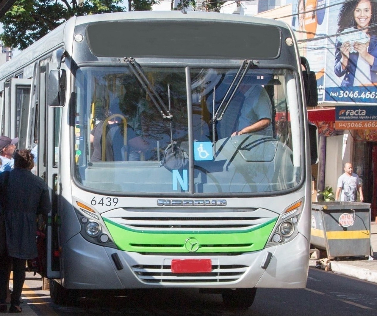 Prefeito de Maringá não descarta parar transporte público