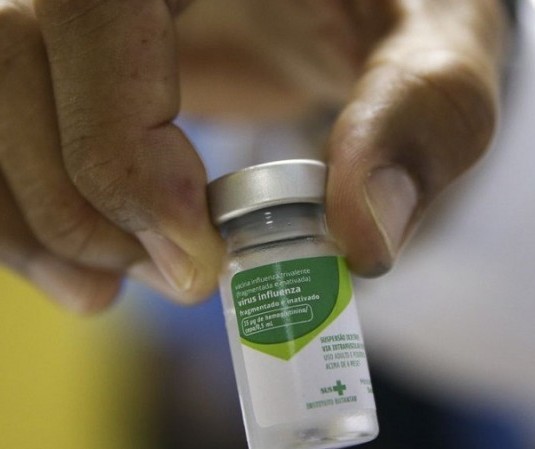 Vacina contra a gripe acaba em metade dos postos de saúde de Maringá