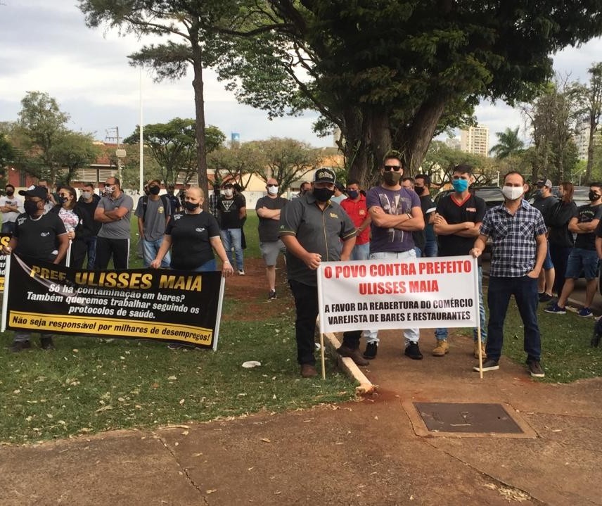 Justiça nega liminar para reabertura de bares