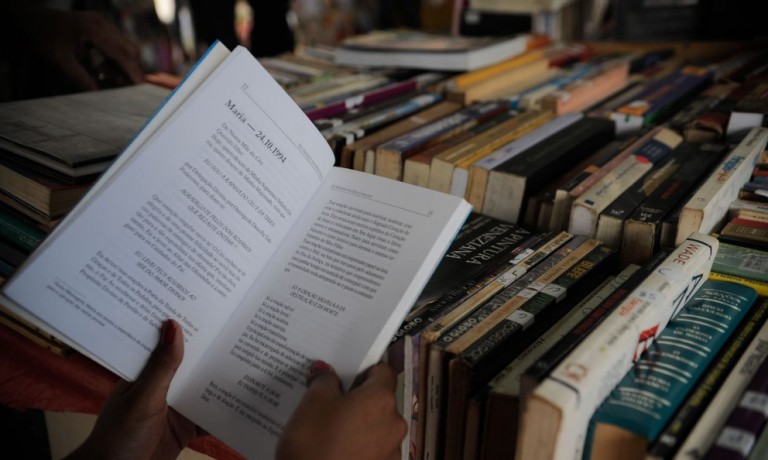 Dia Nacional do Livro Didático valoriza um porto seguro da educação