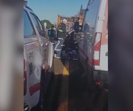 Pai morre e mãe e filhos ficam feridos em acidente em Marialva