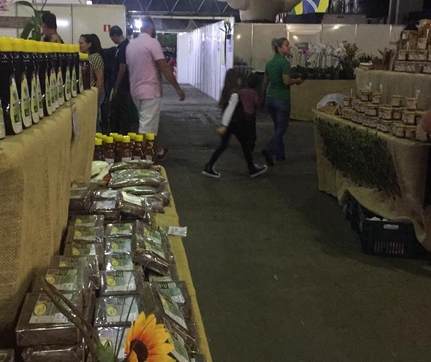 Feira da agroindústria familiar tem variedades de produtos 