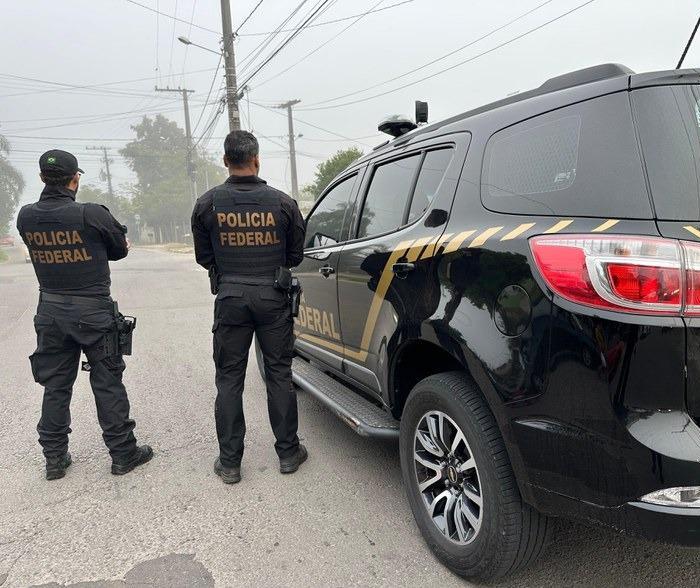 Operação da PF investiga desvio de quase R$ 300 mil em Prefeitura do Paraná
