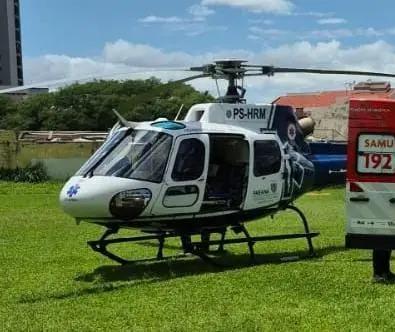 Trabalhador sofre grave acidente com cortador de lenha na região genital e é encaminhado de helicóptero a Maringá