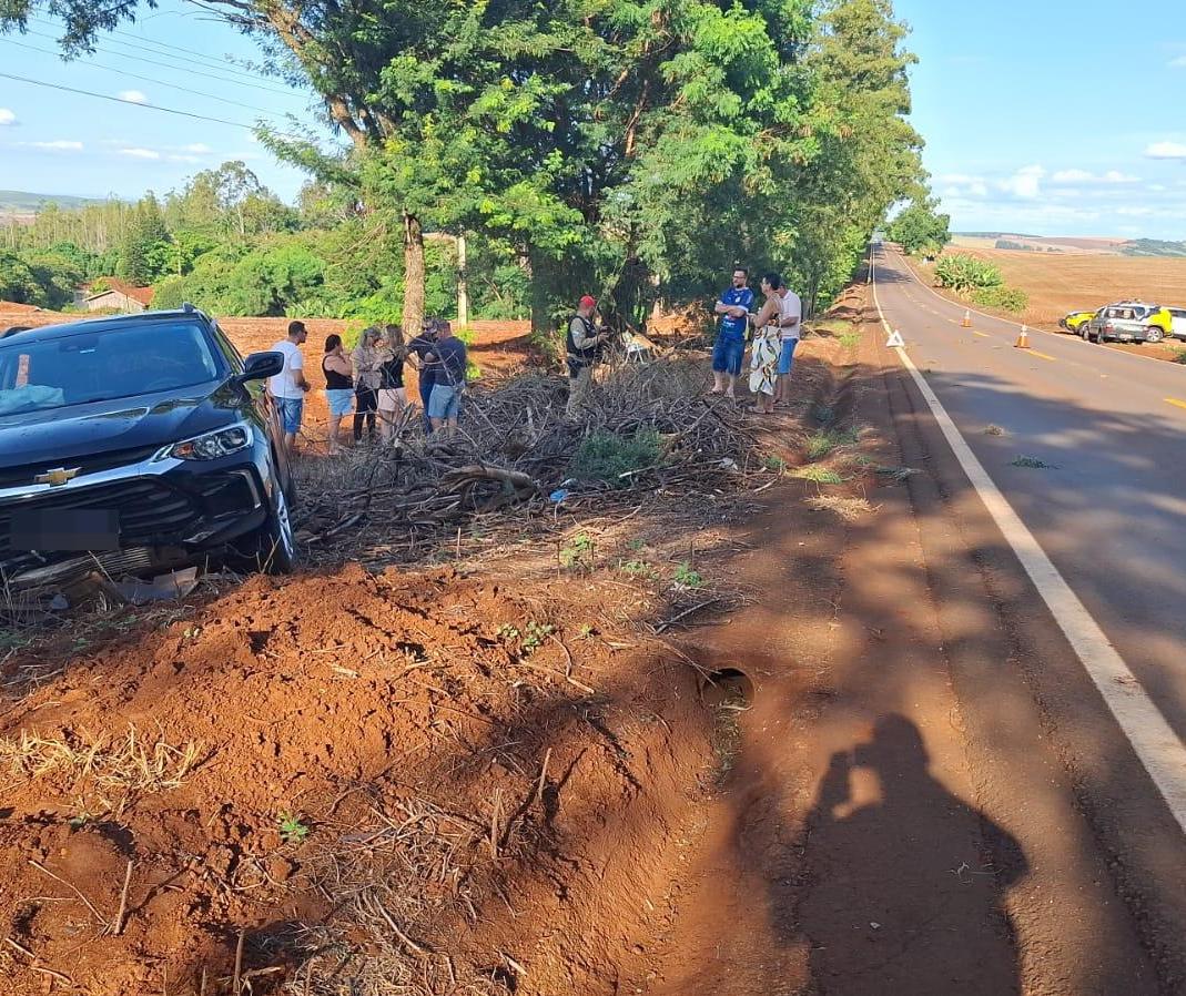 Idoso morre e duas pessoas ficam feridas em acidente na PR-082