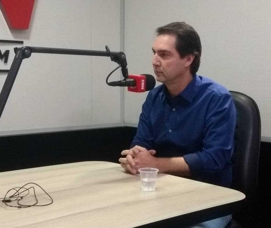 Deputado quer questionar o custo do transporte aéreo no Paraná