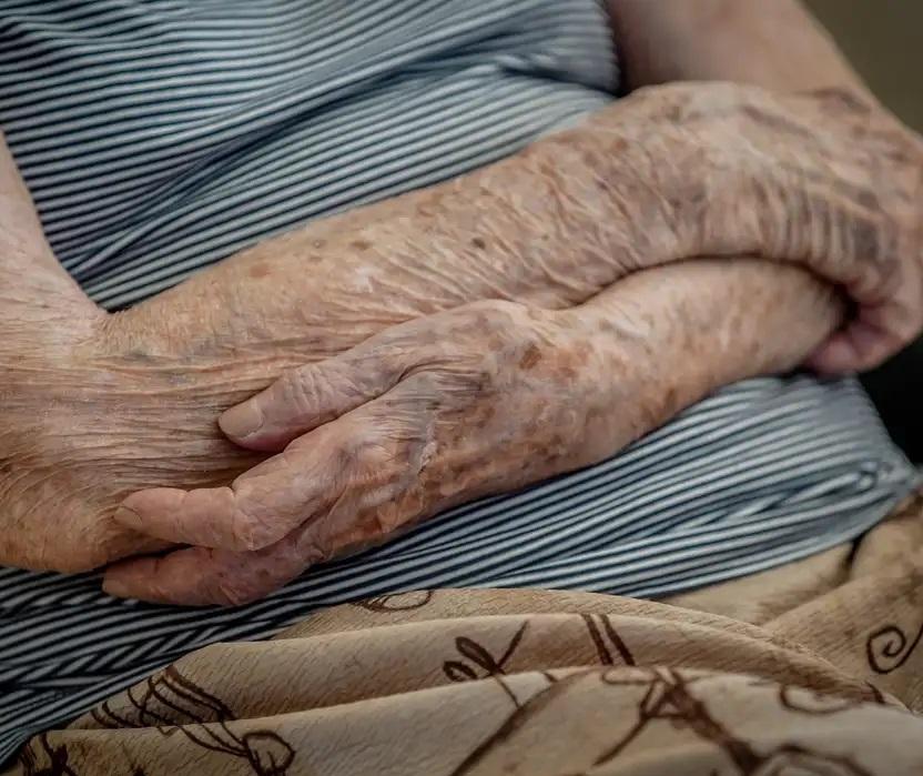Parkinson: projeção aponta crescimento de 112% nos casos até 2050
