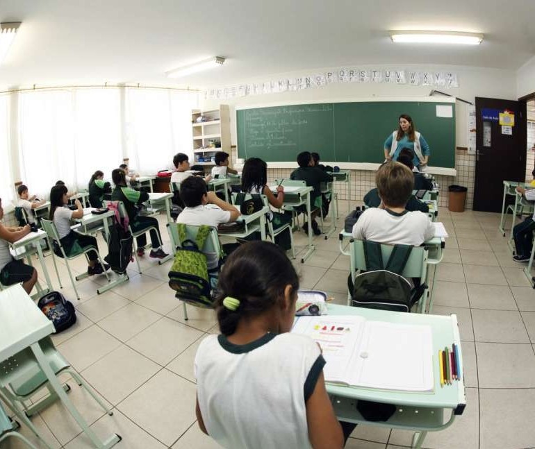 Aulas na rede pública de ensino de Maringá retornam em 7 de fevereiro