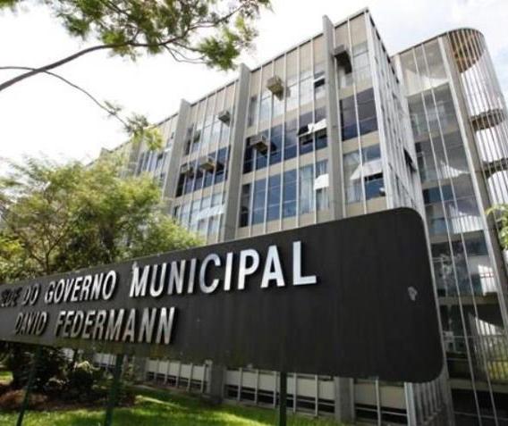 Ação pede anulação de aumento salarial do Executivo e Legislativo em Ponta Grossa