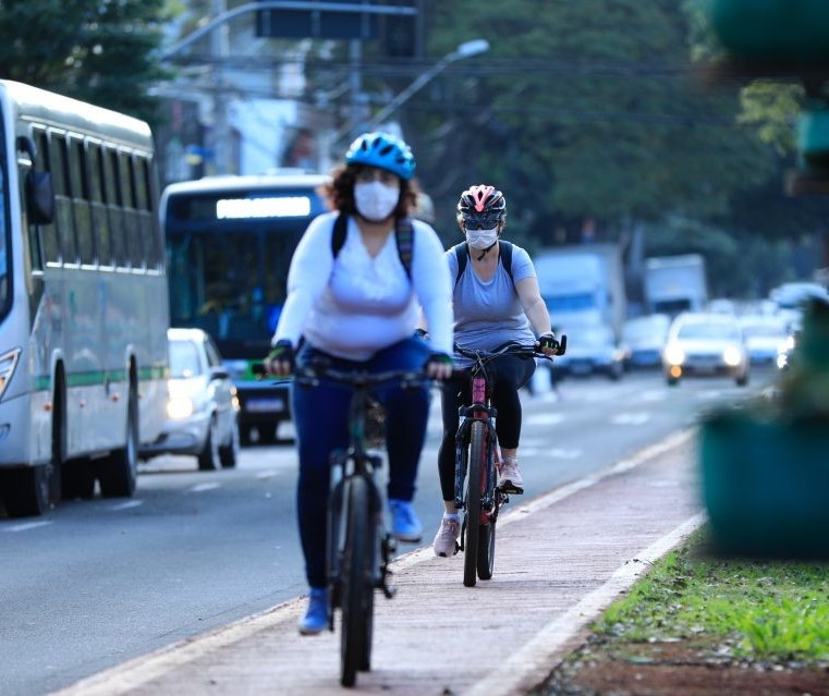 Bicicletas devem se multiplicar, mas transporte coletivo não tem a mesma tendência