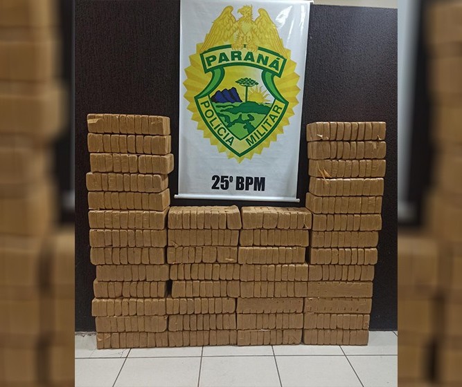 PM apreende 425 kg de crack, a maior do país segundo a corporação